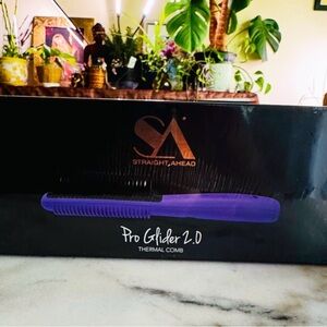 Straight ahead- Pro Glider 2.0 Thermal Comb - Black and Purple color BN&S